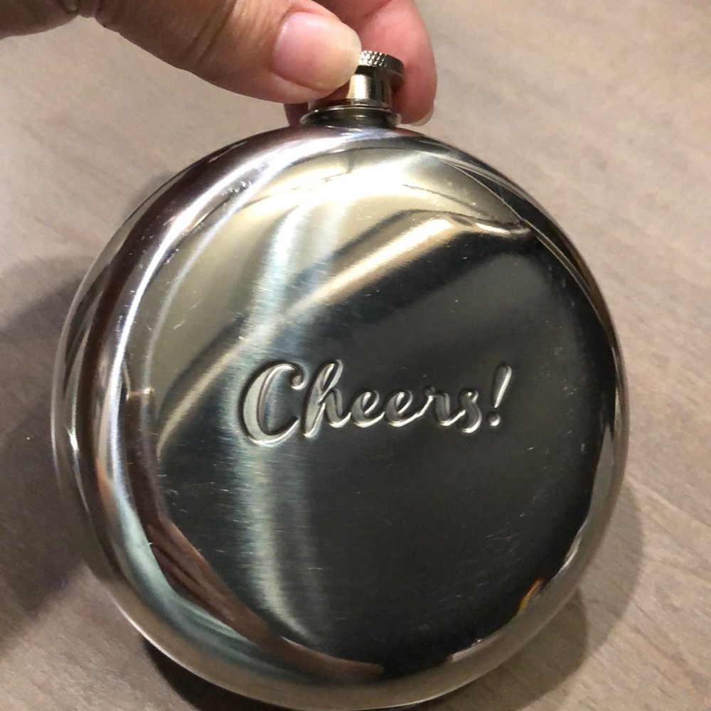 Wimbley “cheers” 10 ounce pocket flask